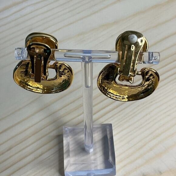 Vintage Gold Tone Clip-On Articulating Dangle Earrings Retro Style Dome Design - Picture 3 of 6